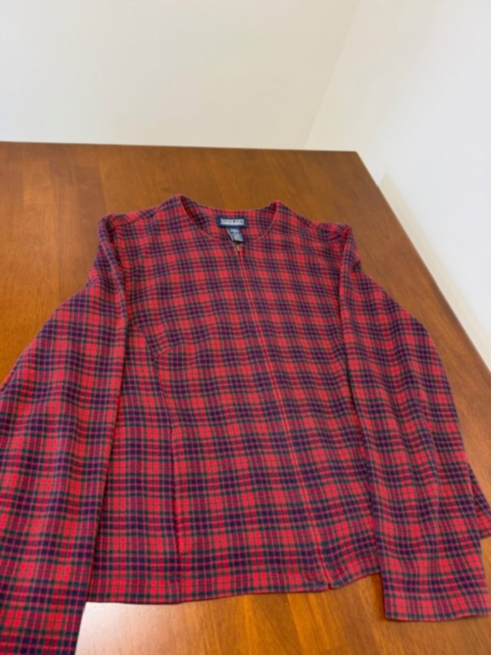 Land’s End Plaid Red Zipper Cotton Top Size L. - Picture 6 of 13